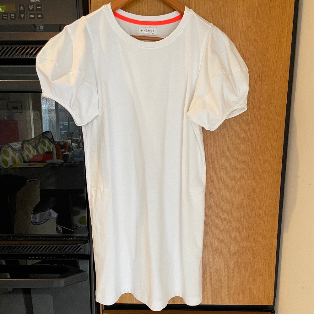Velvet brand white tee- shirt dress w/puff sleeve